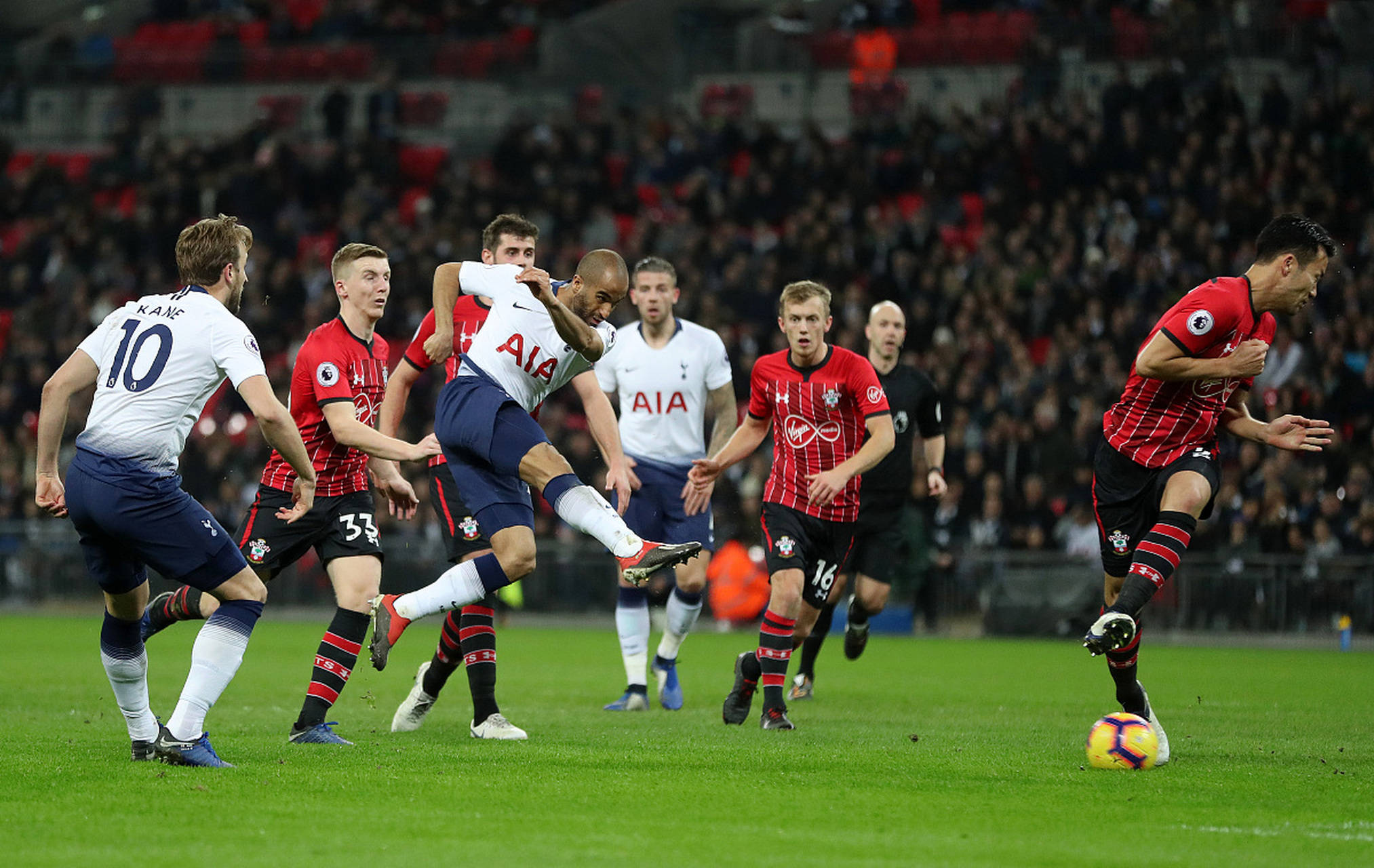 如狮重负！福建男篮明晚再次挑战卫冕冠军（重压之下，福建男篮明晚再战卫冕冠军）